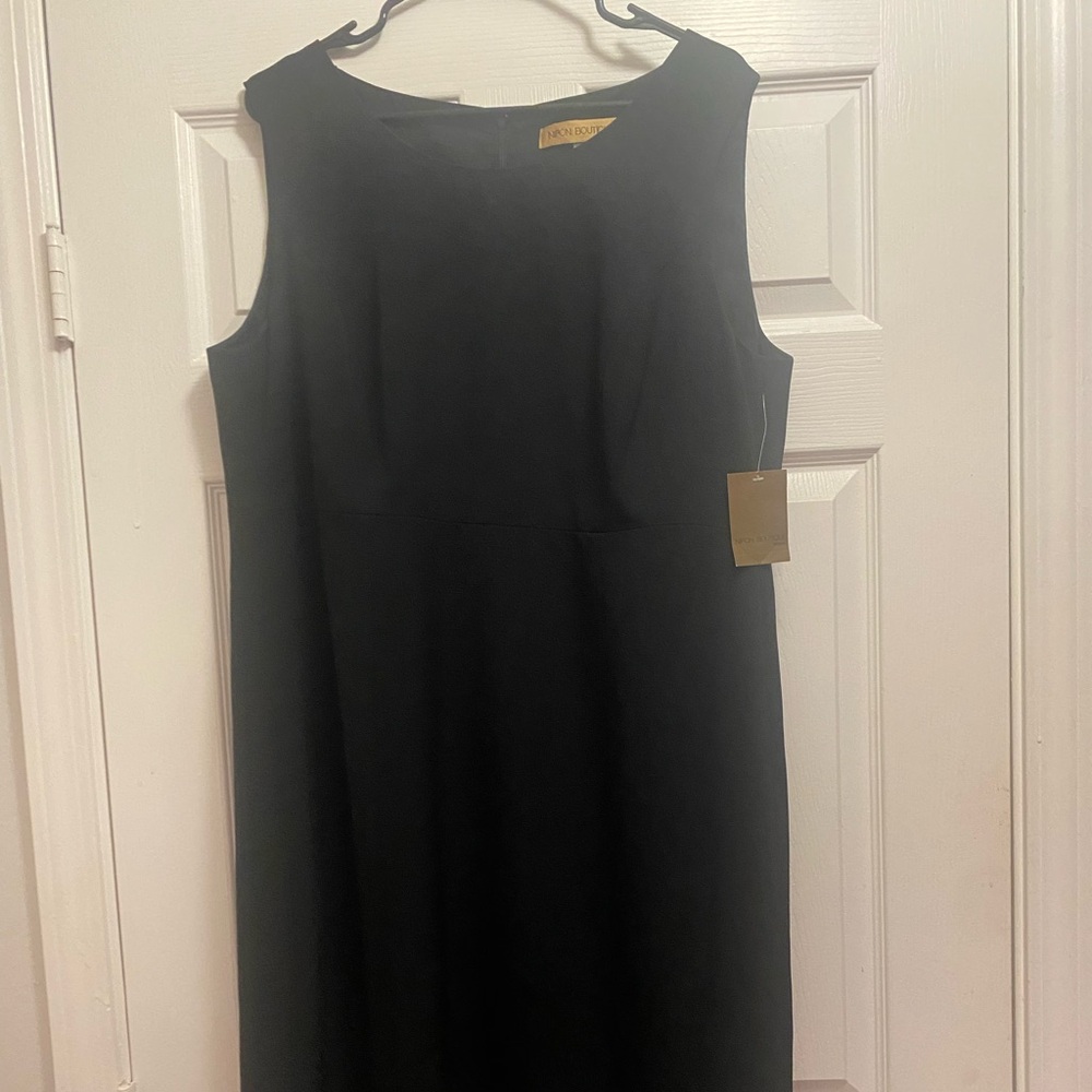 Sleeveless Black Dress